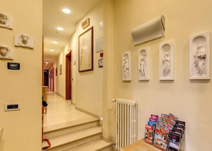 Hotel Anna's 2*